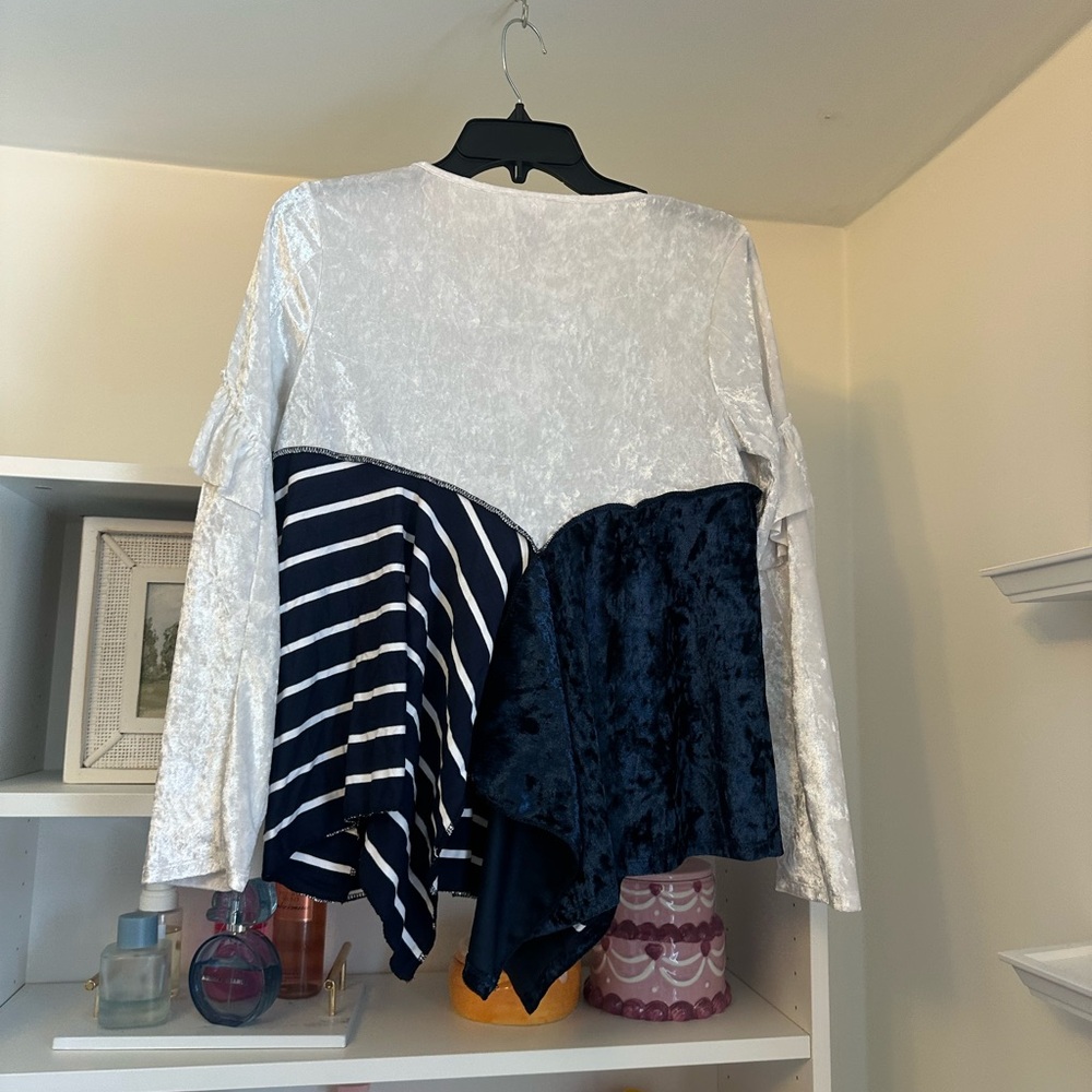 Girls custom patchwork top - Picture 3 of 3